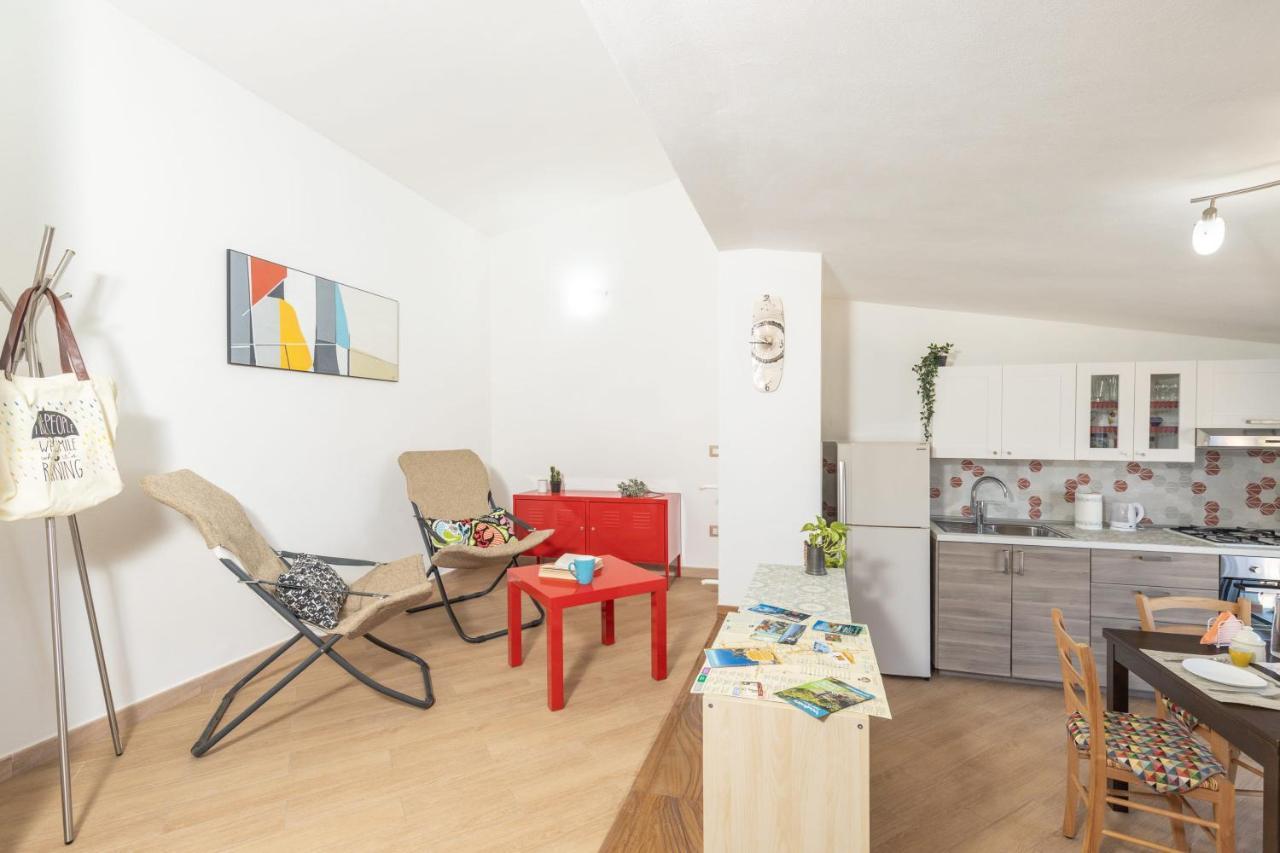 Mansarda Moro Apartman Baunei Kültér fotó