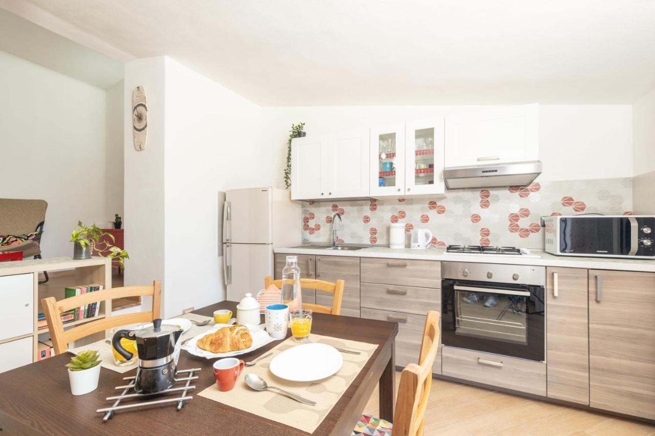 Mansarda Moro Apartman Baunei Kültér fotó